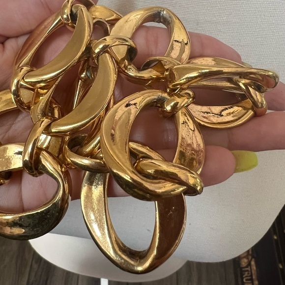 CHANEL Vintage 24k Gold Plated Circle Link Choker - Picture 4 of 9